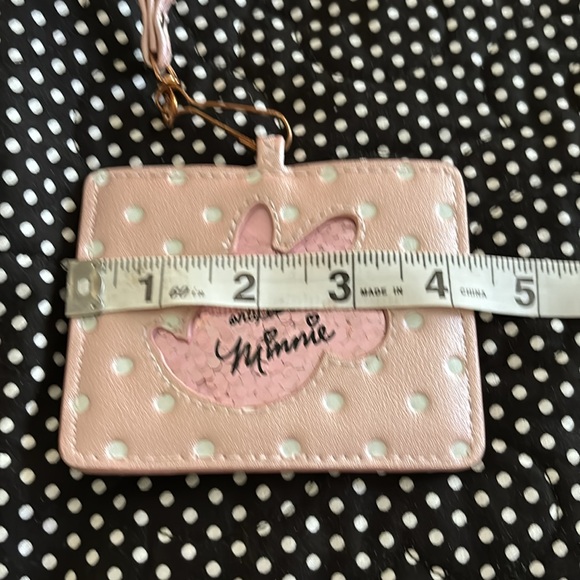 Minnie Mouse cardholder, excellent used condition! - Picture 5 of 6